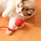 Intelligente tjilpende rollende interactieve kattenspeelbal