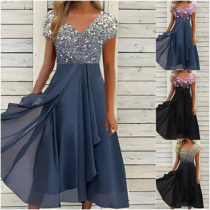 Dames zomerjurk met V-hals en patchworkprint