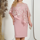 Elegante Jurk met Bloemenkant en Cape Mouwen