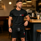 👕 TIJDELIJKE AANBIEDING: 50% KORTING! ✨ Gedrukte 2-delige set voor heren – moderne athleisure, ademend, atletische pasvorm 🏃‍♂️